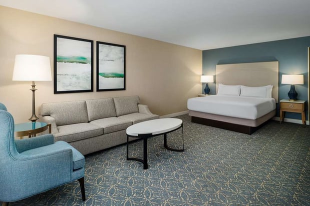 Images Hilton Santa Barbara Beachfront Resort