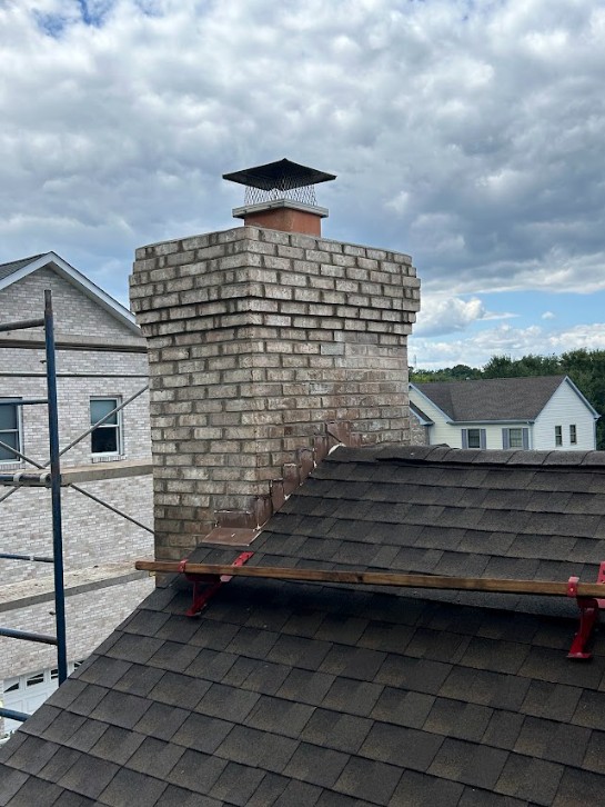 Specializes in brick pointing, chimney repair, and masonry services.