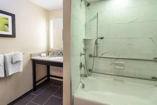 Images DoubleTree by Hilton Hotel Cape Cod - Hyannis