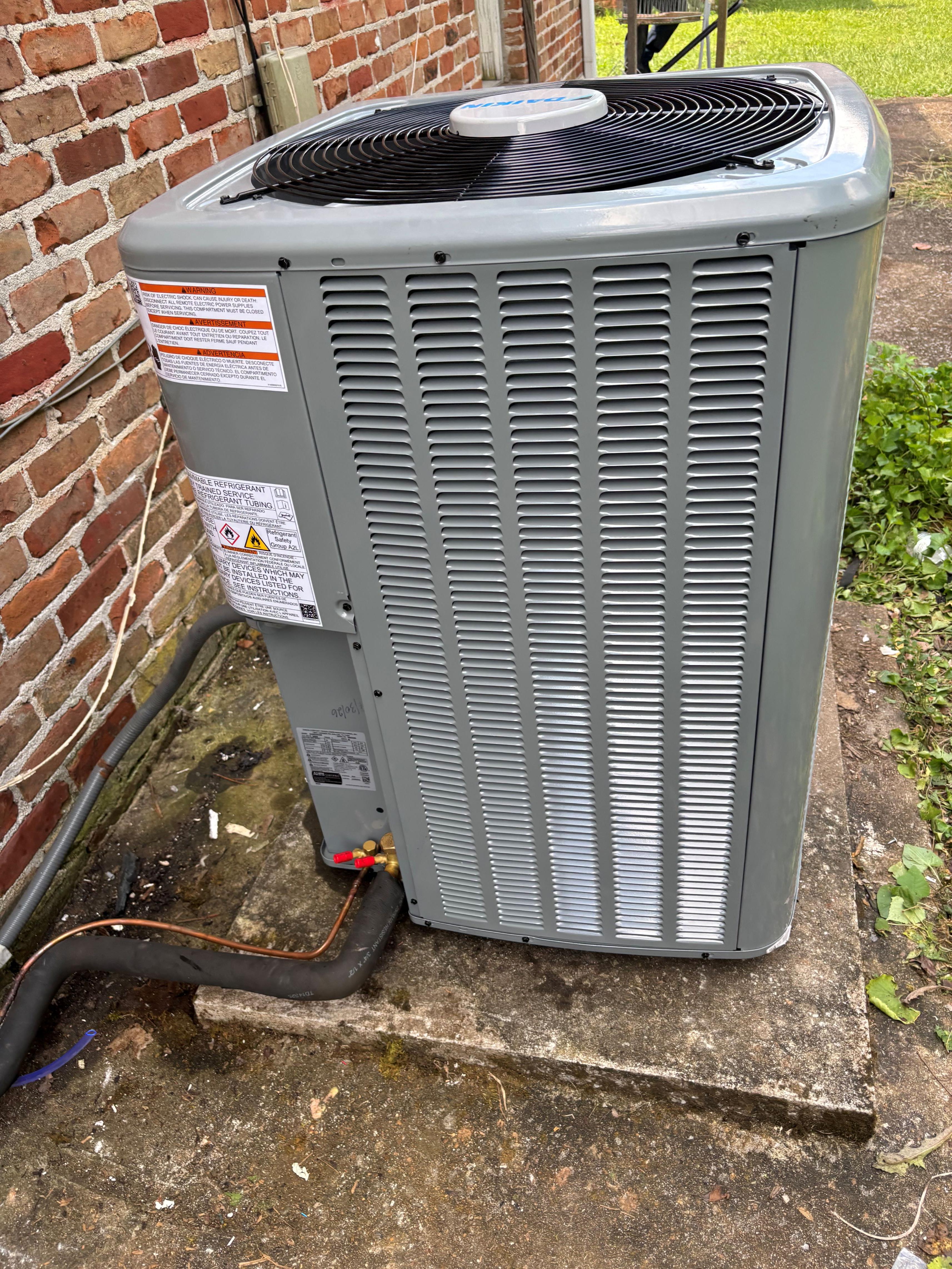 Daikin 3 Ton Split Heat Pump Quality Installation in North Alabama 12 Year Warranty Huntsville Madison Athens Hartselle Priceville Somerville