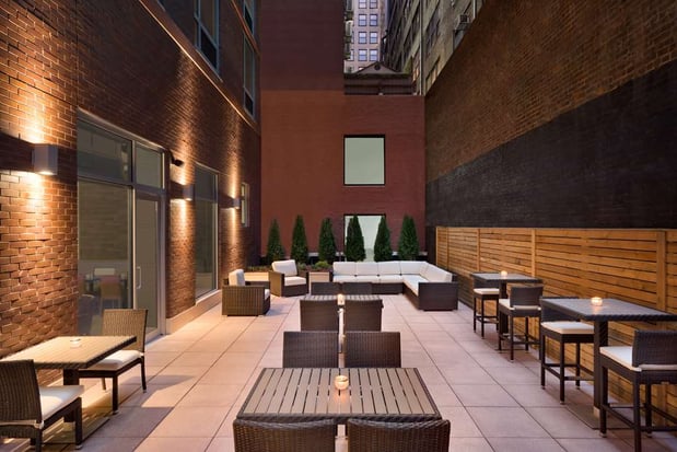 Images Hilton Garden Inn New York Times Square South