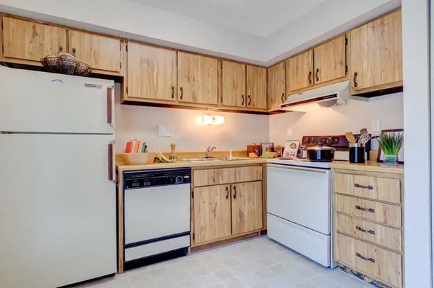 Images Canyon Creek Apartments & Townhomes