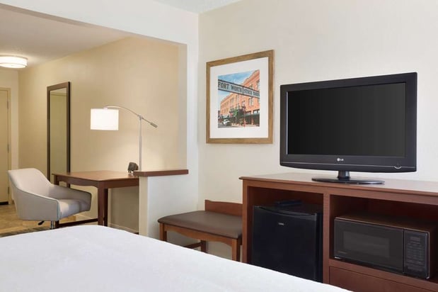 Images Hampton Inn Fort Worth Southwest Cityview
