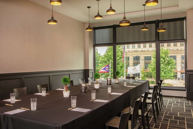 Images DoubleTree by Hilton Youngstown Downtown