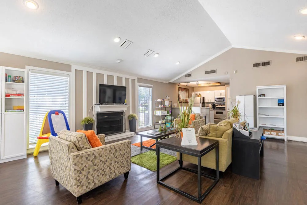 Fully-equipped Clubhouse with Conversation Area
