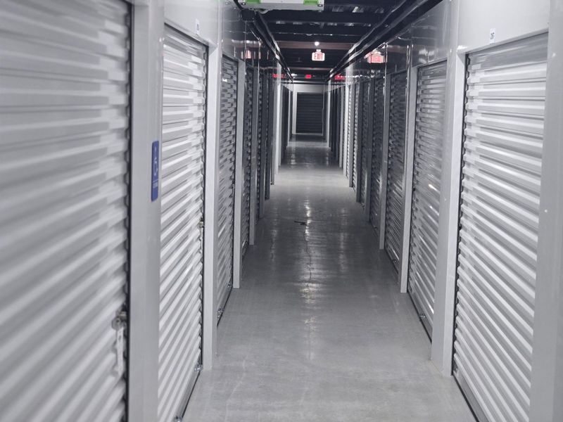 Images Extra Space Storage