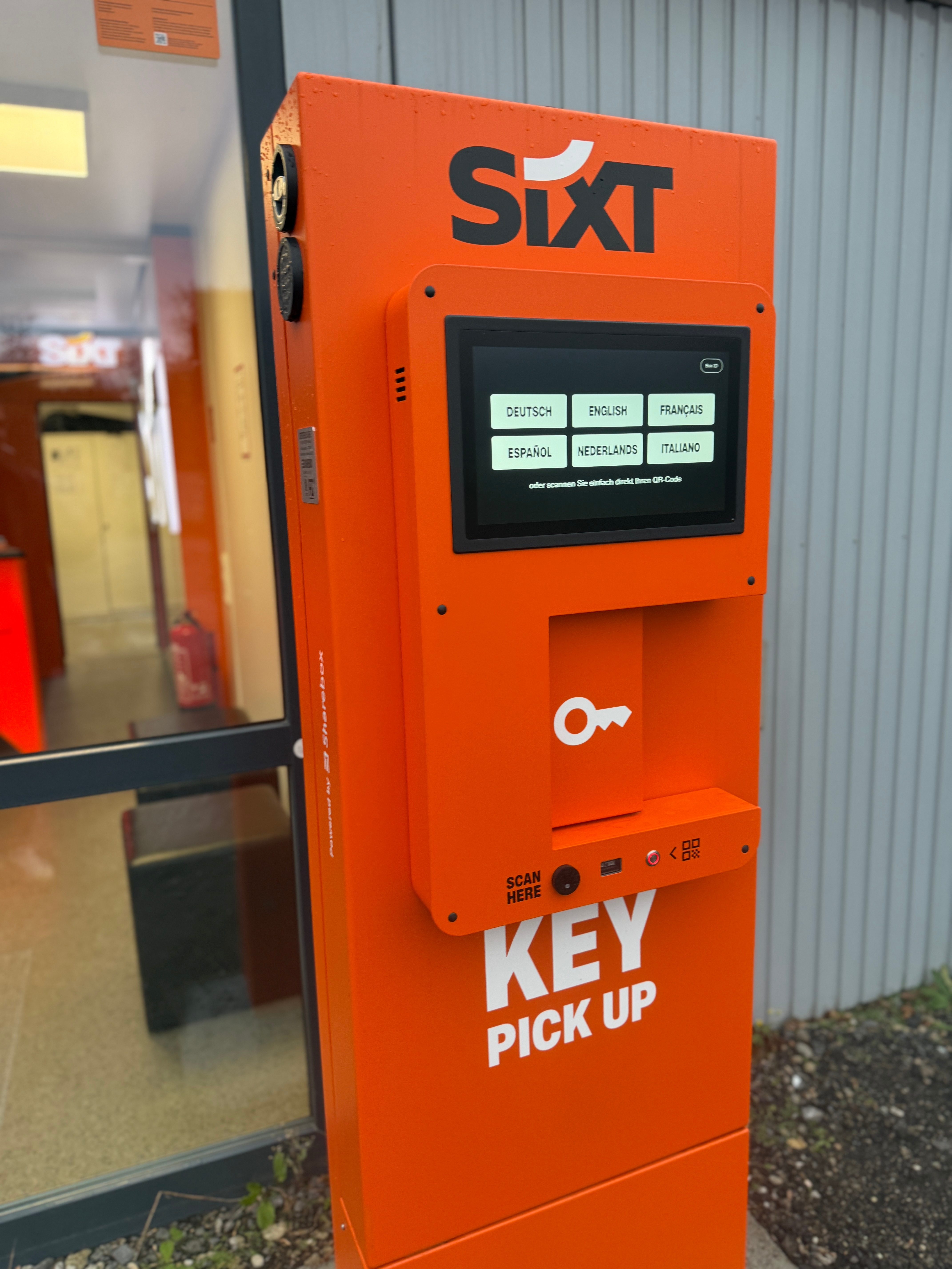 SIXT Berlin Nord Truck Center, Kurt-Schumacher-Damm 176 in Berlin