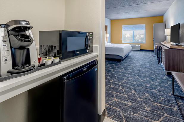 Images Holiday Inn & Suites Wausau-Rothschild, an IHG Hotel