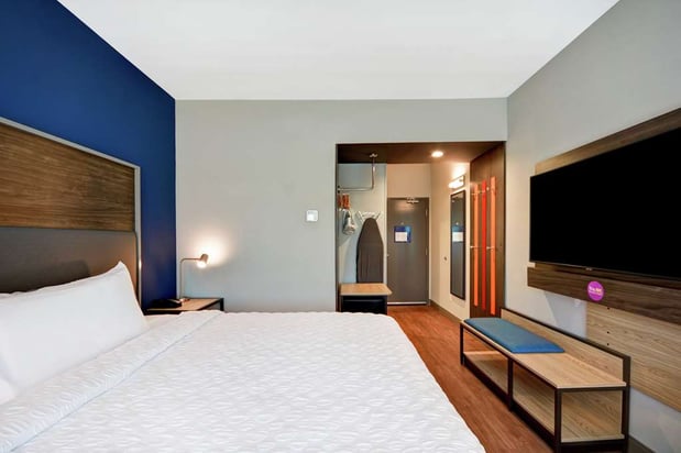 Images Tru by Hilton Denver