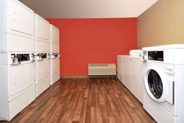 Images Candlewood Suites Southfield - Detroit by IHG