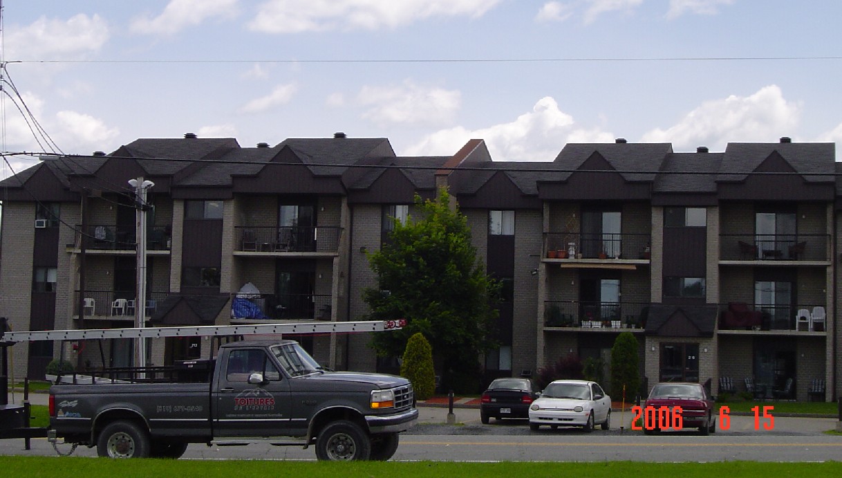 Images Toitures de l'Estrie - Couvreur, Toiture résidentielle et commerciale Sherbrooke