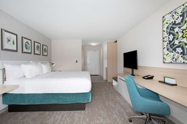Images Hilton Garden Inn Las Vegas City Center