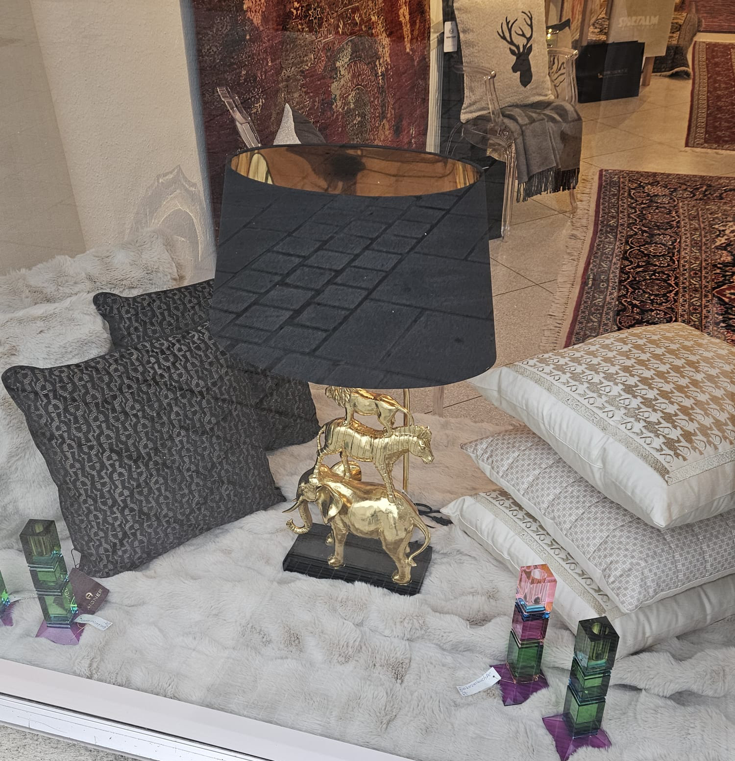 Bild 6 von Teppichdoktor Galerie & Interieur