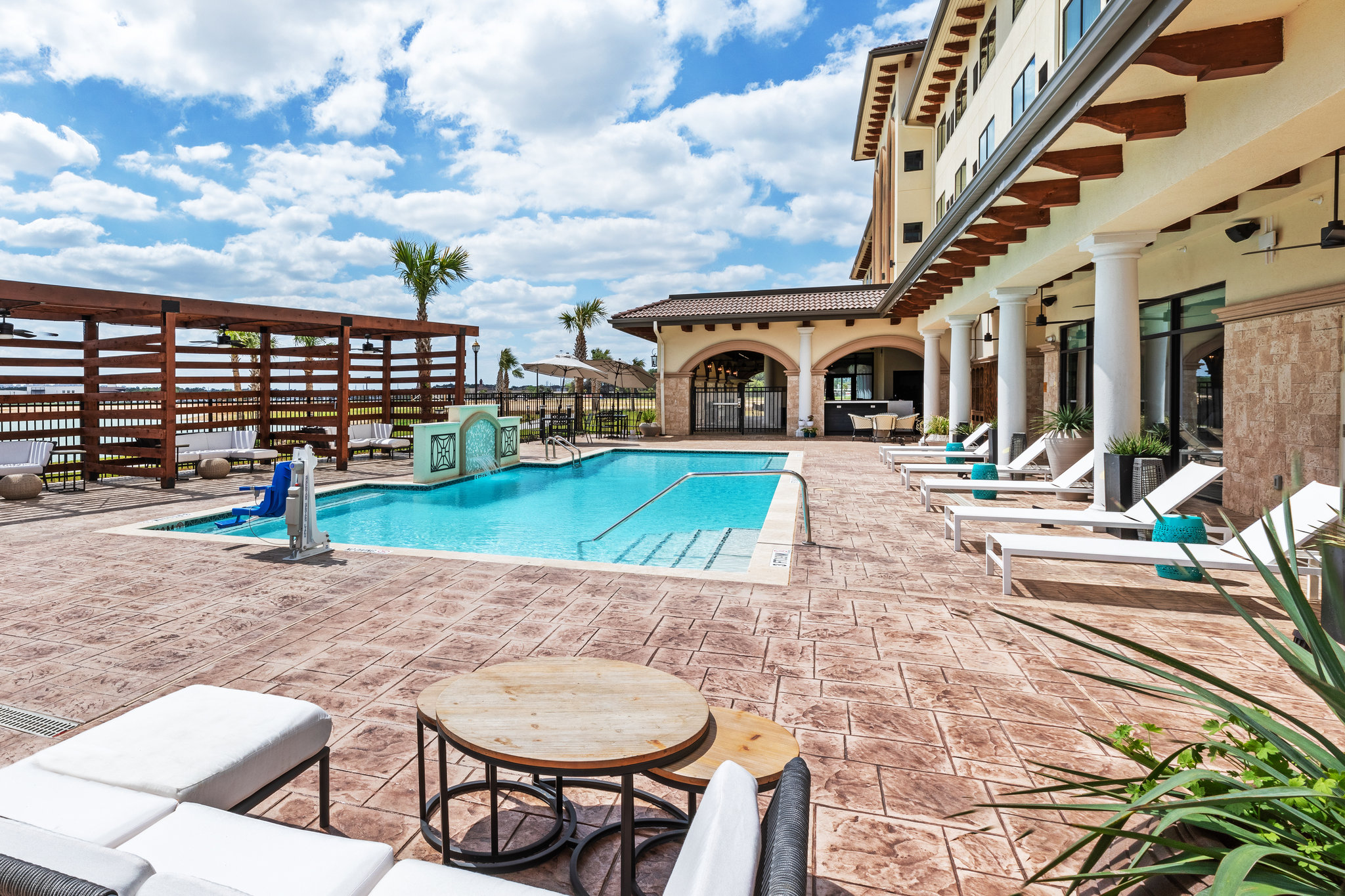 Hotel Indigo Spring – Woodlands Area by IHG Image