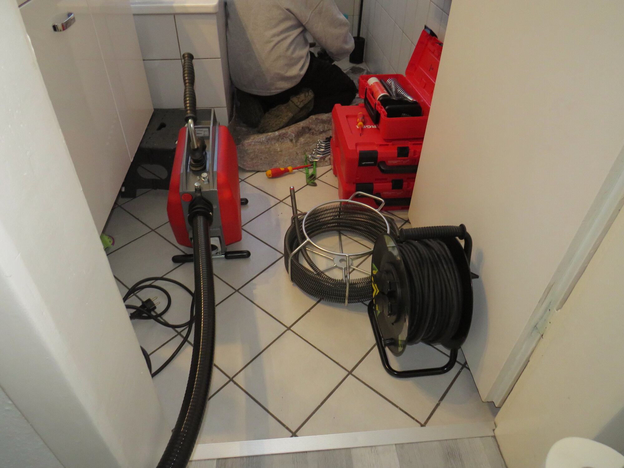Rohrhilfe Plus – Abfluss- & Rohrreinigung, Knaudtstraße 3 in Essen