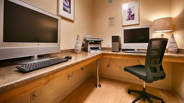 Images Executive Residency by Best Western Navigator Inn & Suites