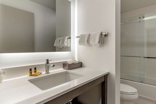Images Best Western Plus Executive Suites