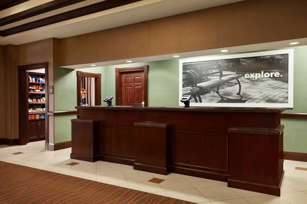 Images Hampton Inn & Suites Washington-Dulles International Airport