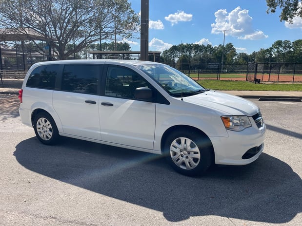 Images Carl's Van Rentals