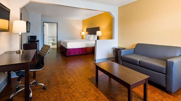 Images SureStay Plus by Best Western Hammond