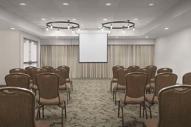 Images Hilton Garden Inn Raleigh Capital Blvd I-540