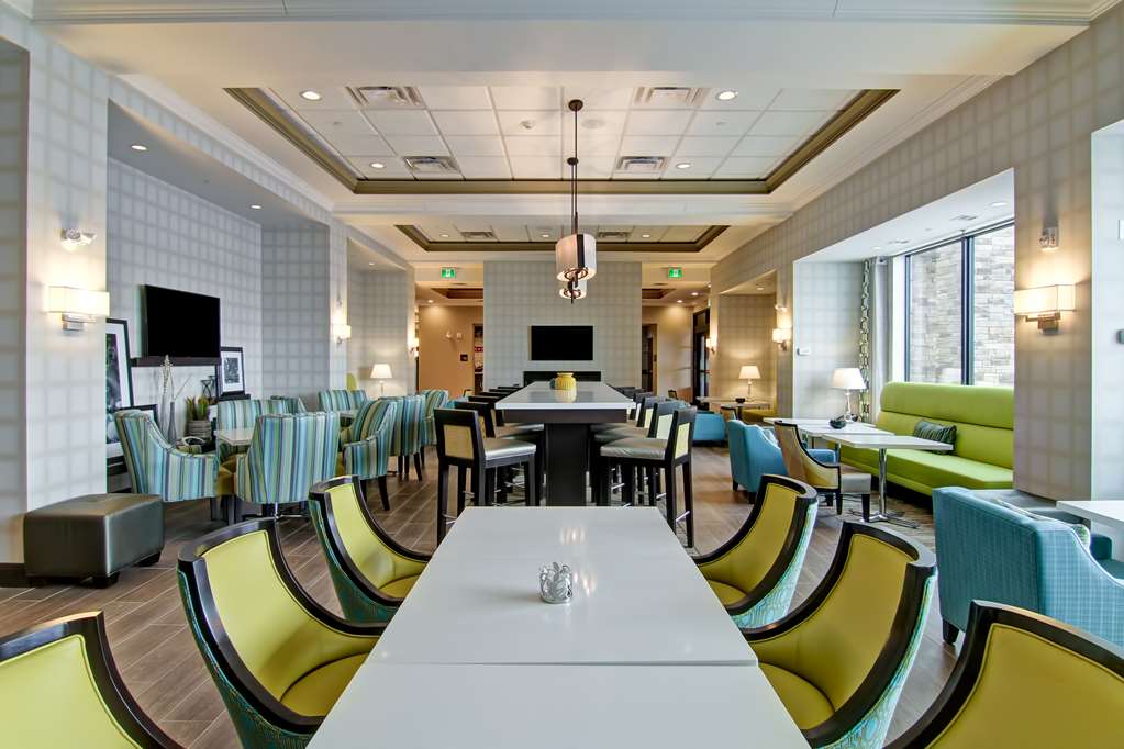 Images Hampton Inn & Suites by Hilton Saskatoon Airport