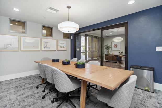 Images The Kitt at Warner Center