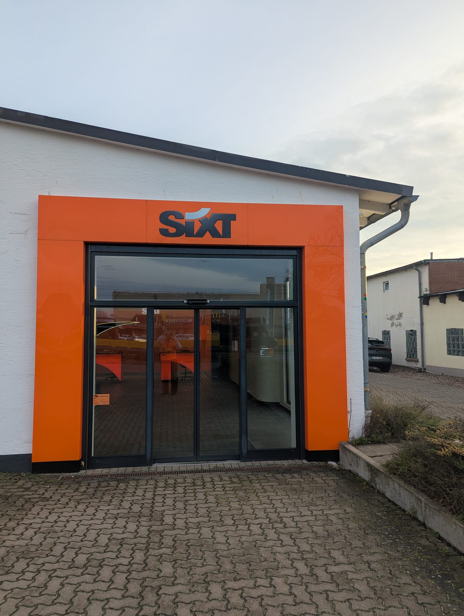 SIXT Mietwagen & Transporter mieten Hannover Hainholz, Schulenburger Landstr. 126 in Hannover