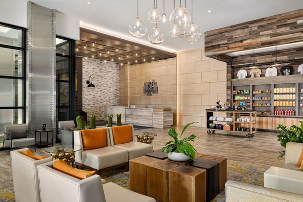 Images Holiday Inn & Suites Nashville Downtown - Broadway by IHG