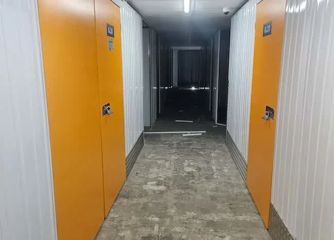Images Albion Self Storage