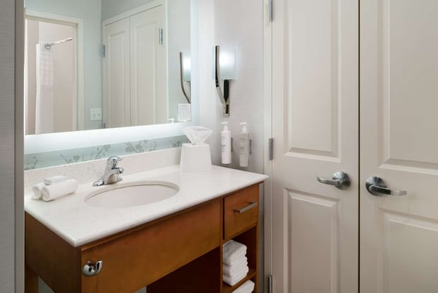 Images Homewood Suites by Hilton Gateway Hills Nashua