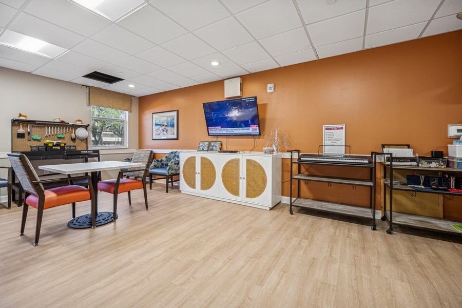 Five Star Premier Residences of Hollywood activity room