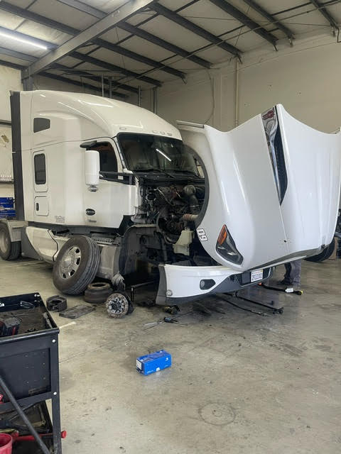Diego's Tires Mobile Service and Truck Alignment Image