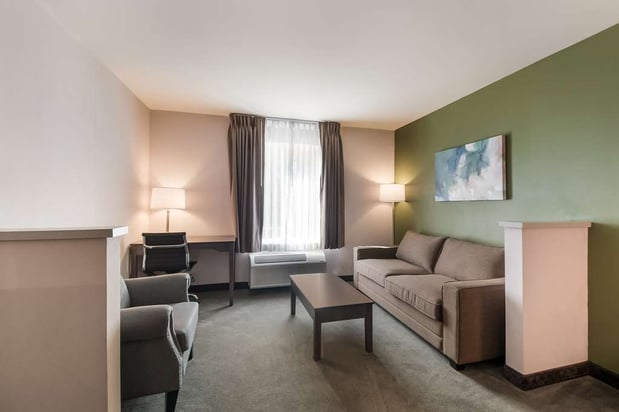 Images SureStay Plus by Best Western SeaTac Airport