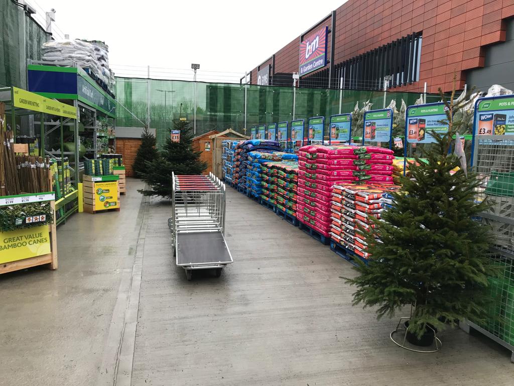 B&M's brand new store in Shiremoor boasts an extensive Garden Centre range; everything from fencing and aggregate, to planters and sheds.