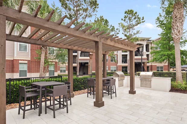 Images Camden Grand Harbor Apartments