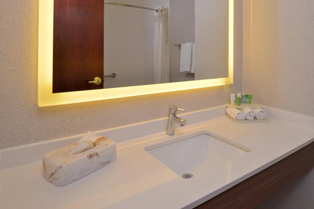 Images Holiday Inn Express & Suites Abilene Mall South by IHG