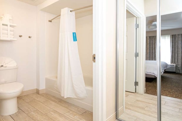 Images Hampton Inn & Suites Nashville-Green Hills
