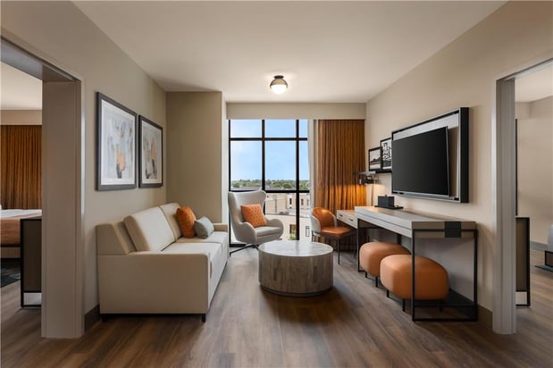 Images Hotel Avail Rogers, Tapestry Collection by Hilton