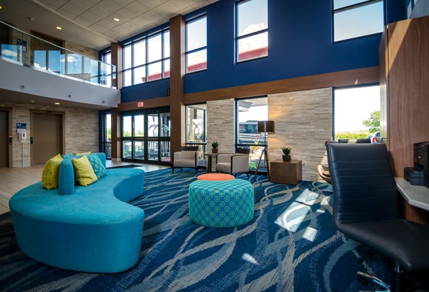 Images Holiday Inn & Suites Syracuse Airport - Liverpool by IHG