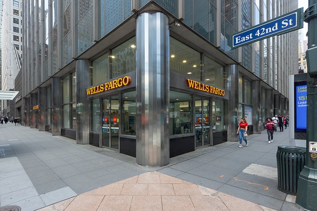 Images Wells Fargo Bank