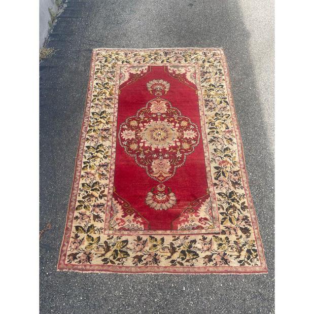 Images Gem City Rugs & Antiques