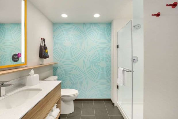 Images Tru by Hilton Cheyenne