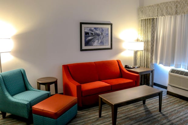 Images Holiday Inn & Suites Denver Tech Center-Centennial by IHG