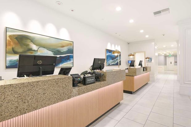 Images Hilton Irvine/Orange County Airport