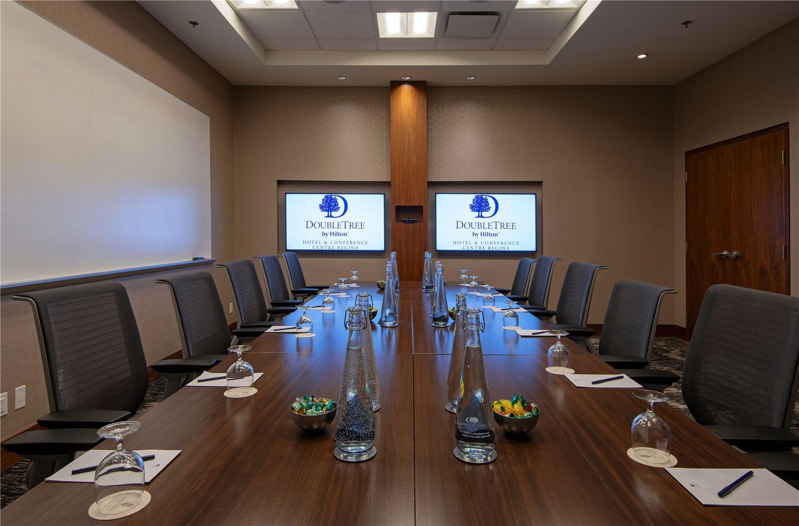 Images DoubleTree by Hilton Hotel & Conference Centre Regina