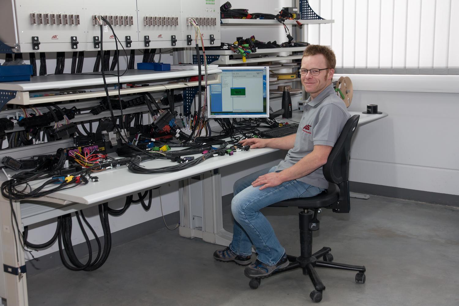 A.S. Industrietechnik GmbH, Einsteinstrasse 3 in Großmehring