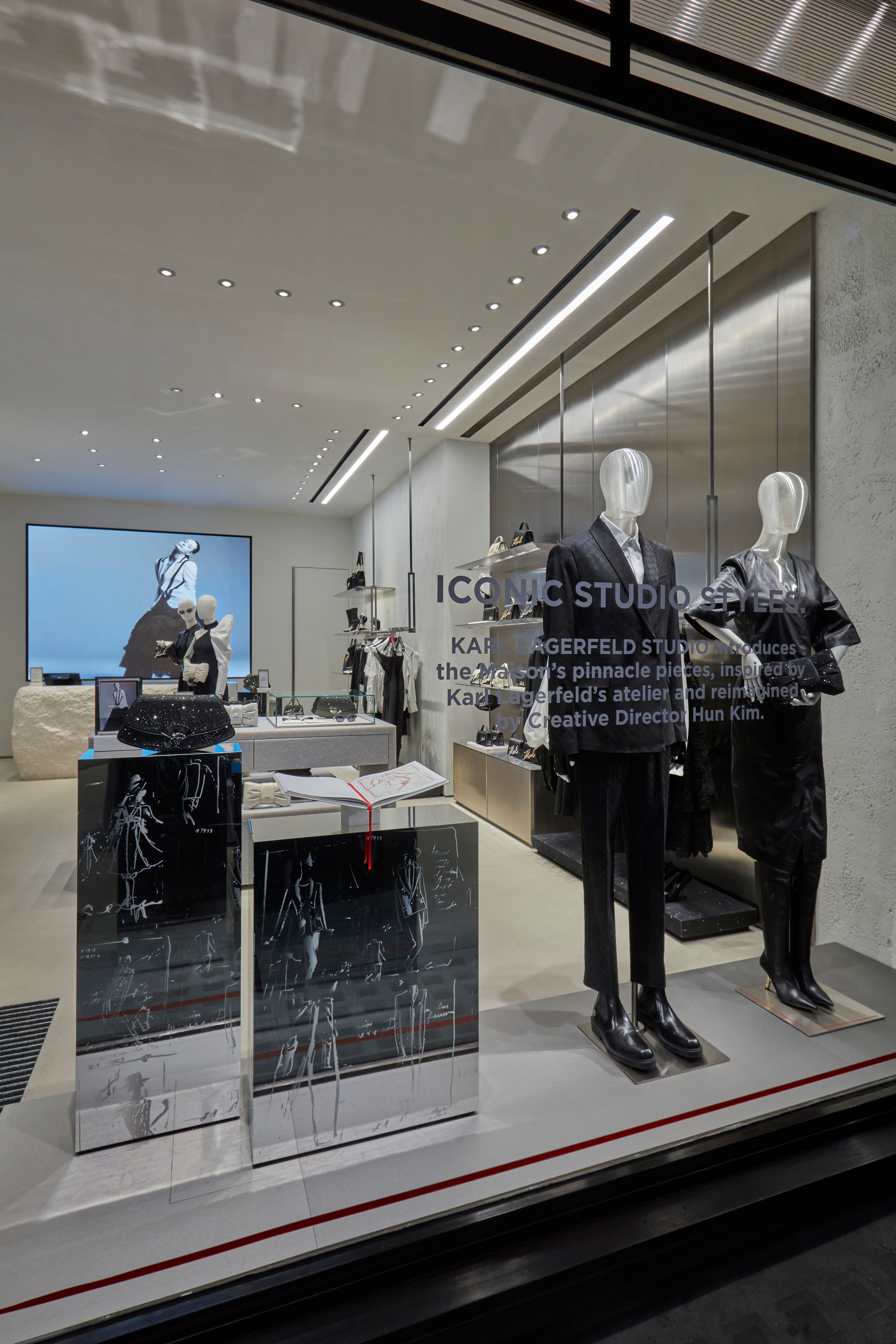 KARL LAGERFELD