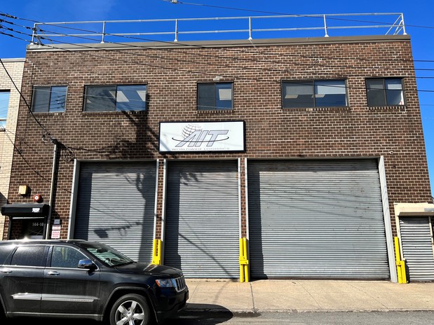 Images AIT Worldwide Logistics - Life Sciences Division