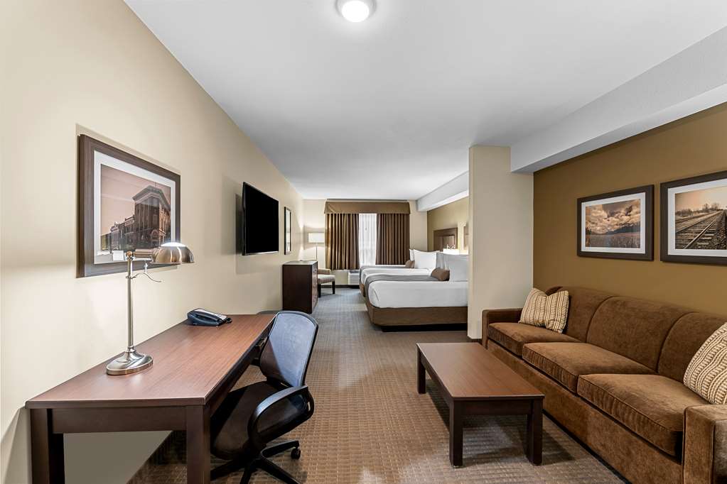 Images Best Western Plus Lacombe Inn & Suites